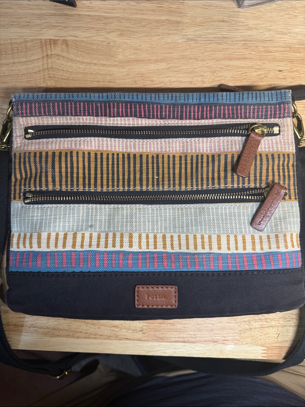 Fossil Men’s Navy Canvas Messenger with Multicolor Stripe Panel